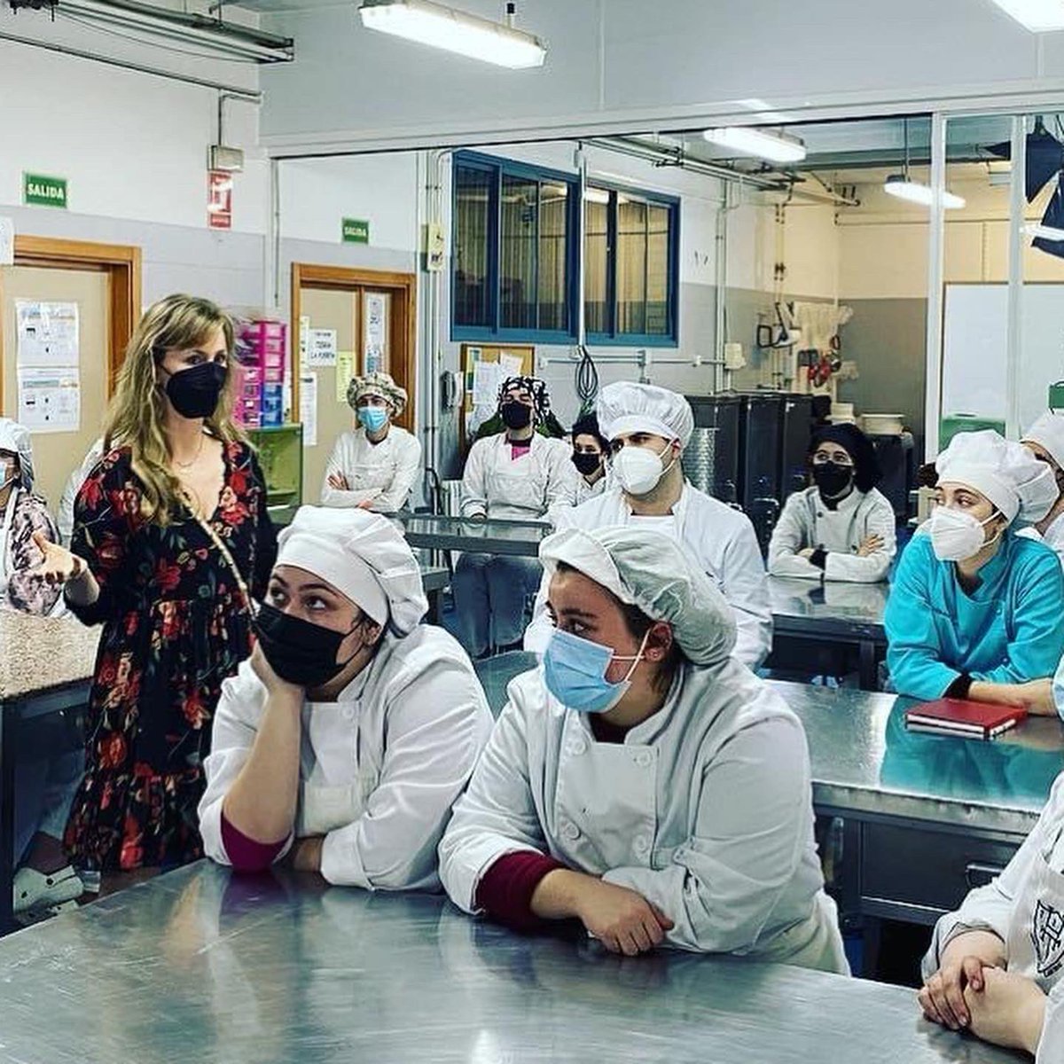 AZAFRANES MANCHEGOS tweet media