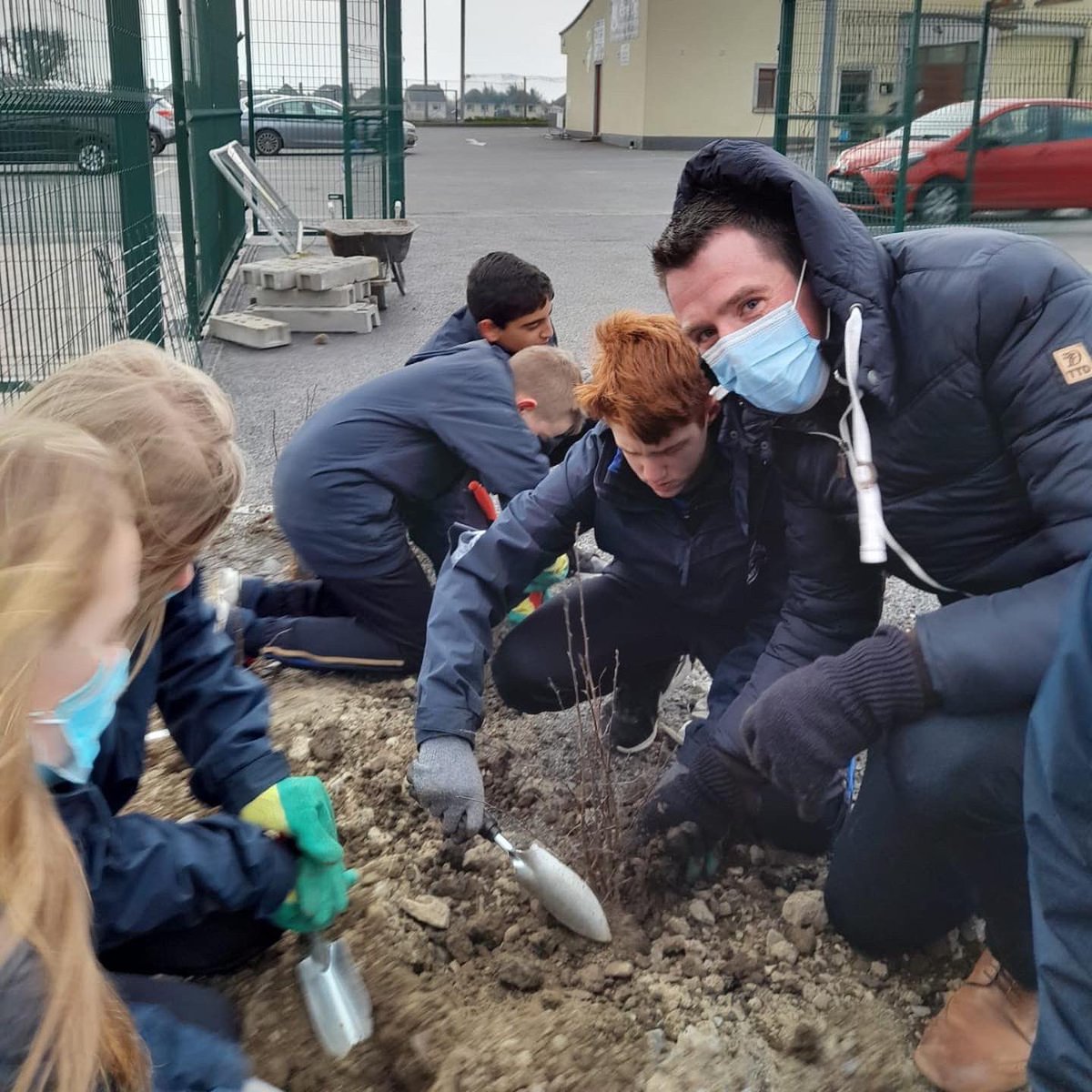GreystonesColl's tweet photo. Well done to the 1st years who each planted a tree outside the schools new modular building on Burnaby Mill today, supported by Ms Byrne, Ms Boxall and Mr Farrell. This is part of GCCβs ongoing work to make our community more eco friendly and bio diverse. #nativeirishtrees https://t.co/9IuAxXmuDL
