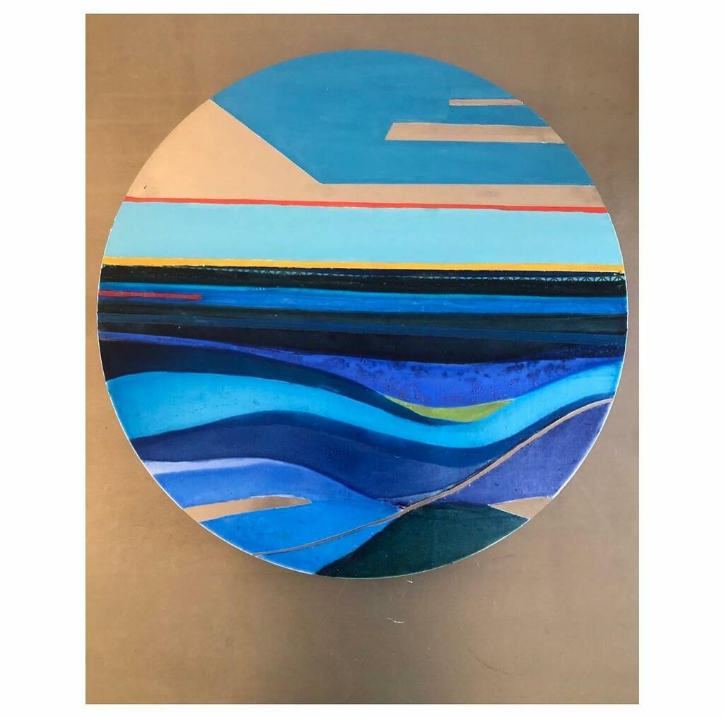 • @ursulakellett Remembering Yves Klein

 #modern #abstract #naturalpigments #lacquers #collage #aluminium #round #London #woodgreen #collageart #crouchendartist #crouchendopen #affordableartfair #macau instagr.am/p/Ca2j18hIZ96/