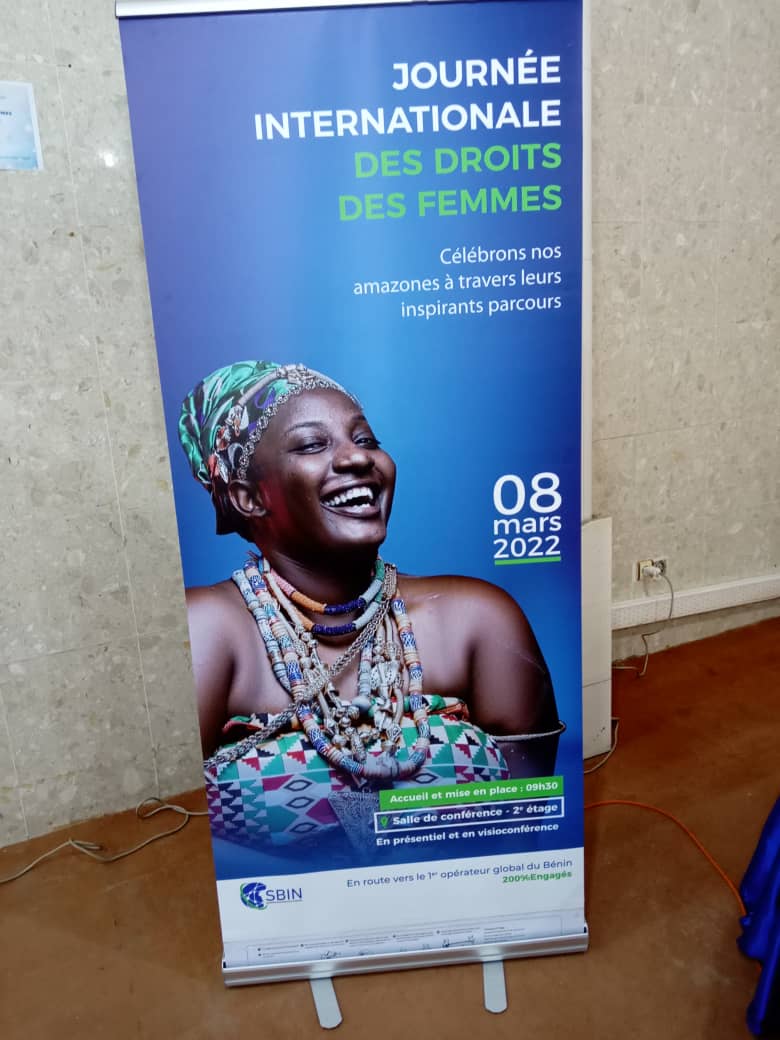 celtiisbj's tweet photo. Belle célébration de la journée des droits des femmes à la SBIN ce matin pour revisiter le sens et la portée du 8 mars avec un pannel d'hommes et femmes exemplaires et inspirants dans leur parcours.
#SBINSA #DROITSDESFEMMES #8MARS #wasexo https://t.co/mkx6WdVbbc