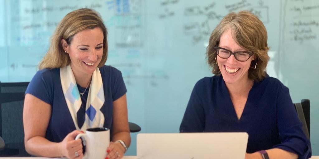 SonarMD's tweet photo. Happy #InternationalWomensDay!
 
At SonarMD, we’re inspired by our bold female senior leaders, @bahouck and Julie Schokora, who are changing what it means to live w/GI diseases. 

Thank you for your commitment to making a difference in the lives of patients!

#GITwitter #IWD2022 https://t.co/wlyJEc33Wa