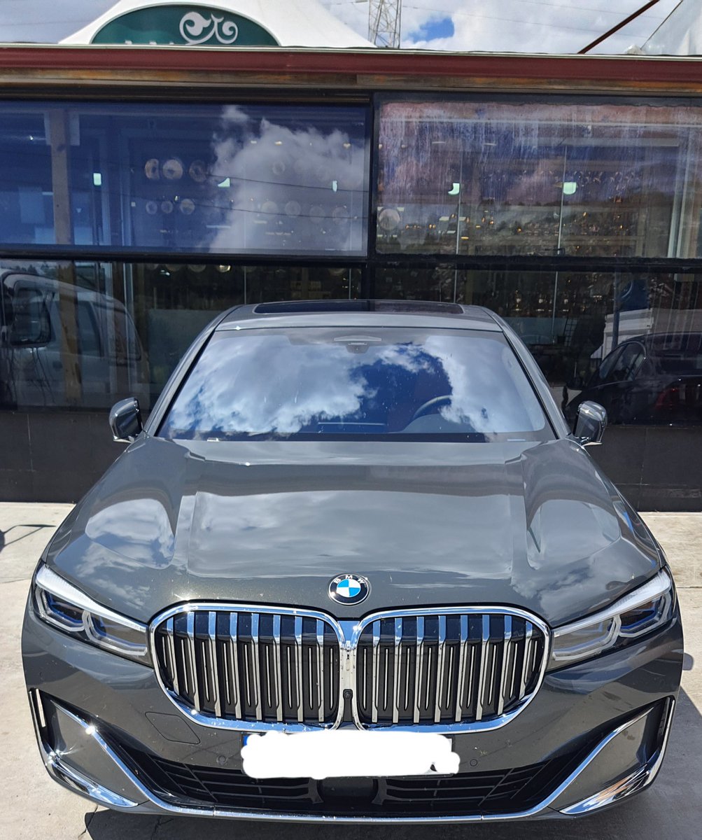 BAŞARI İÇİN ÖMÜRLERİNİN BİR BÖLÜMÜNÜ.BEDEL OLARAK ÖDEMEYENLER BAŞARISIZLIĞIN BEDELİNİ BİR ÖMÜR BOYU ÖDERLER..