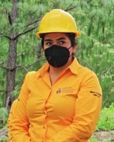 ¡Las mujeres son la fuerza que el Medio Ambiente necesita! 🌎
Ella es Laura Isabel Baez, combatiente forestal de #SEBIDES. Para nosotros es un orgullo tenerla en nuestro equipo, pues durante 5 años ha luchado con coraje y entrega en la protección de los ecosistemas en Sinaloa.