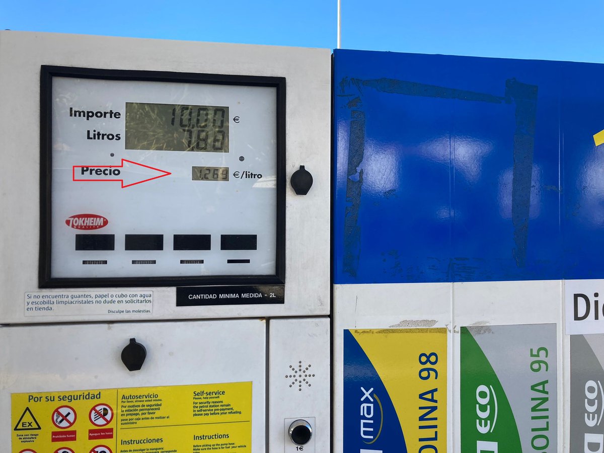 Dies ist eine Tankstelle in der EU (Spanien), wo ich heute getankt habe - Foto vom heutigen Tag. Wer also glaubt, nicht die neue Bundesregierung, sondern Putin sei schuld an den enormen Spritkosten, irrt sich gewaltig #Tanken #diesel #Spritpreis