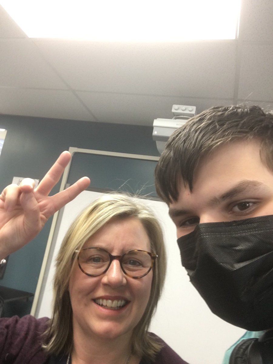 ThisIsSarahR's tweet photo. I’m not here much… but thank you @CindyJefferies for taking time to speak to @LindsayThurber students for #InternationalWomensDay - you made a huge impression on my Gr. 11 child - and that is the highest of praise ❤️ #thefuturegeneration #LTCHS #RDPSD #education #MakeADifference https://t.co/LO3eEgjyvV