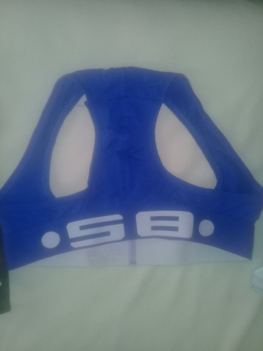 gpesm's tweet photo. Buenas tardes, raza necesito lana, ando vendiendo éste arnés de cuero negro talla M, está casi nuevo, y un jockstrap azul talla CH es nuevo sólo se sacó de la bolsa para tomar la foto, escucho ofertas y si les interesa alguno nos ponemos de acuerdo para la entrega https://t.co/rmWiB7oLVE