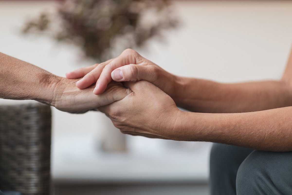 HHP_RI's tweet photo. At BH Link, we offer crisis intervention services to help you cope, and we connect people to ongoing treatment and care.
#YouAreNotAlone #BHLinkRI #ItsOkRI
Call: 401-414-LINK (5465)
Click: https://t.co/CDTaZ5JjNT
Visit: 975 Waterman Ave, East Providence, RI 02914 https://t.co/9iFxXLQnYq