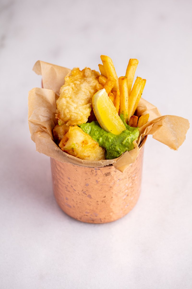 Looking for a #bowlfood #menu that will blow your guests away? We can help. Our team of incredible #chefs have curated an extensive menu of crowd pleasers including delicious, classic #fishandchips served with #mushypeas – there’s nothing better.

#bowlfood #eventfood