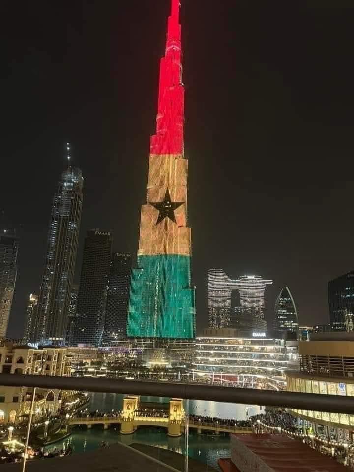 tv3_ghana's tweet image. Tallest Building in the world lighted up in Ghana colours 🇬🇭

#TV3GH