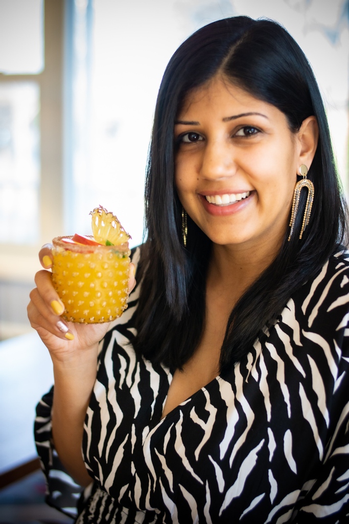 AmCocktailCo's tweet photo. Cheers to all the women who face all the challenges with a smile and a cocktail in their hands. 😉 @faizashrugged

Use FAIZA10 to get her curated box with 10% off at checkout. https://t.co/0eYSgX2nZ6
