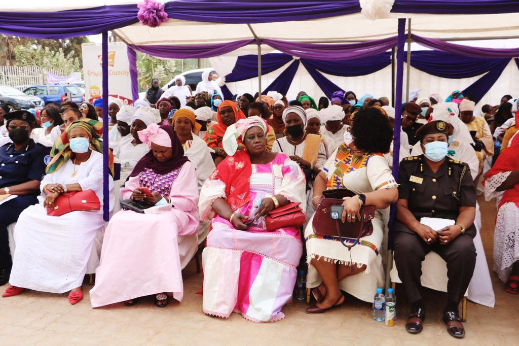 First Lady Barrow tweet media