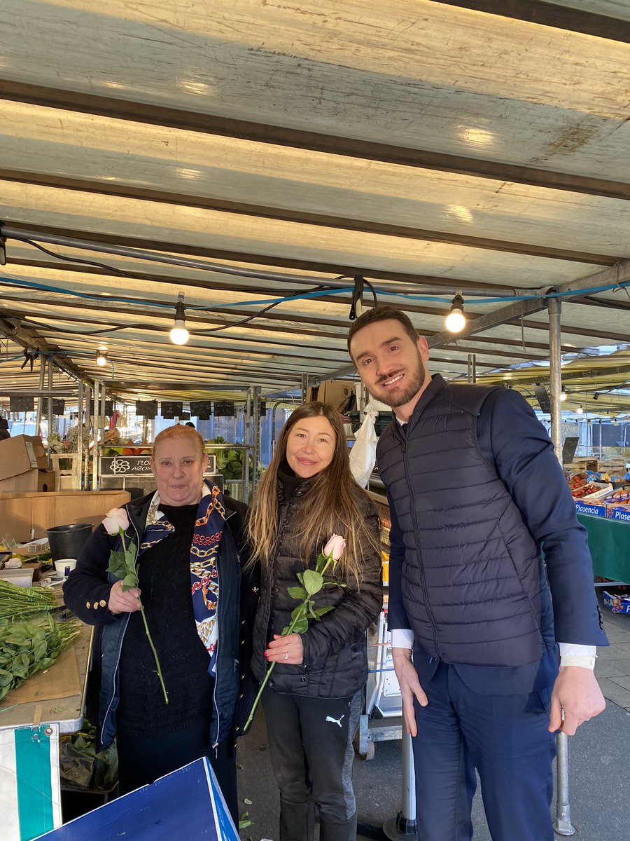 📣En cette journée internationale des femmes, je voulais vous remercier personnellement pour votre engagement sans faille au service des entreprises du territoire <a href="/CCI_78/">CCI 78</a> <a href="/CCI_Paris_IdF/">CCI Paris IdF</a> 

Merci Mesdames🌹

#InternationalWomensDay 
#journeeinternationaledesfemmes 
#JamaisSansElles