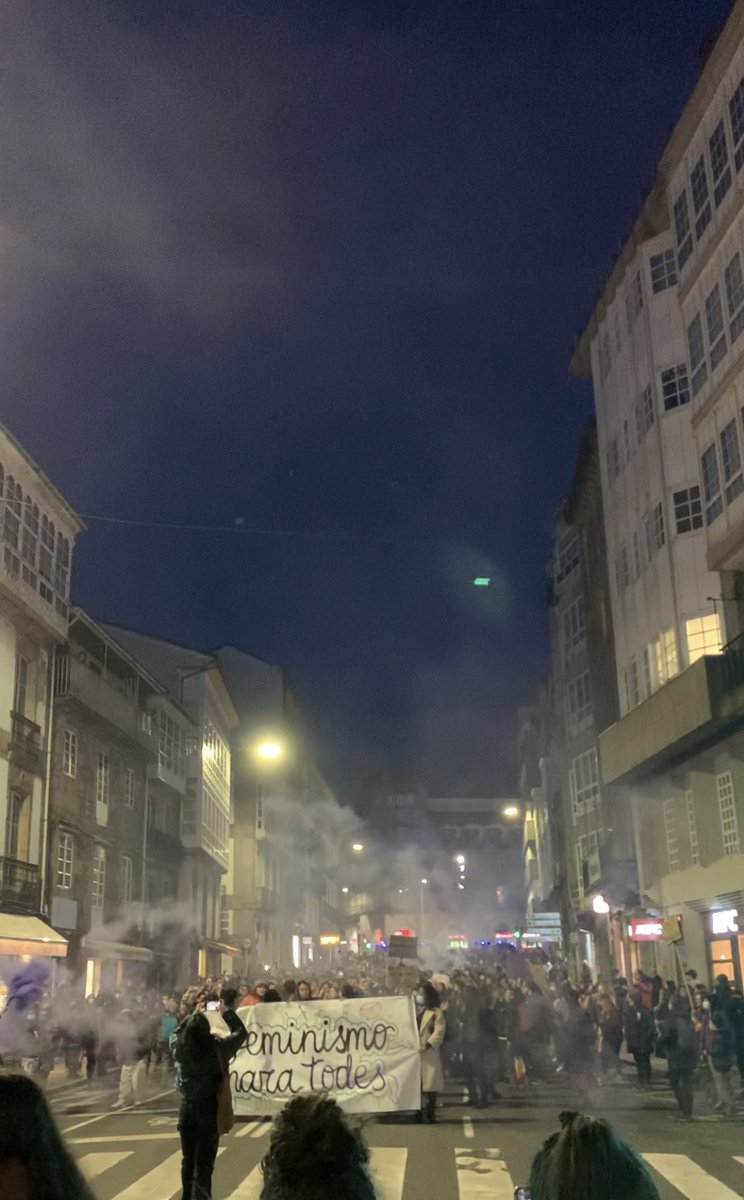 De hoxe en Compostela coas compañeiras de <a href="/campusdomedo/">Campus Do Medo</a> ✊🏾. 
Seguimos loitando 💜 #8M