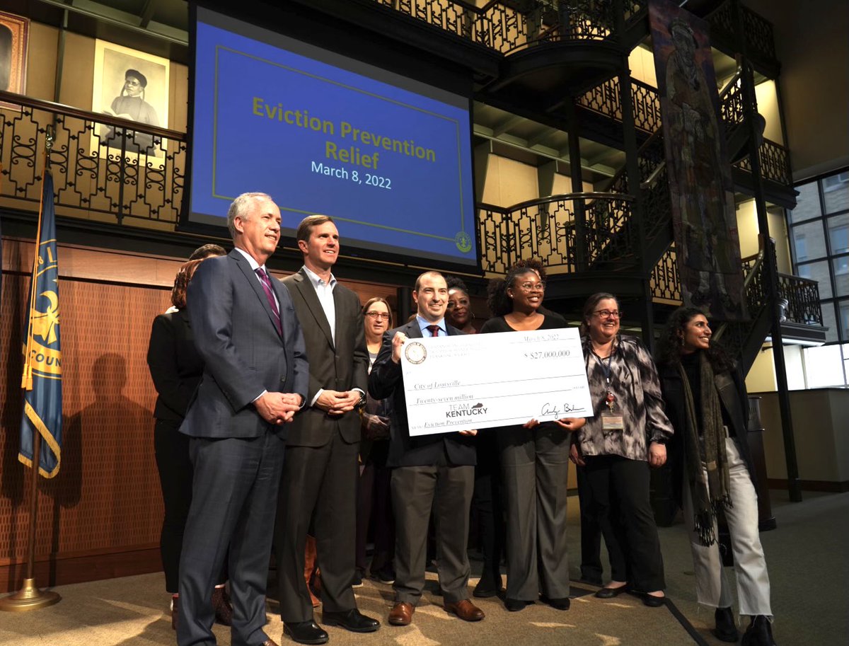GovAndyBeshear's tweet photo. Today I was proud to present @louisvillemayor $27 million to aid Louisville's eviction and utility relief program. This is what Team Kentucky is all about – living out our values to help our people. https://t.co/tf8pkQRyya