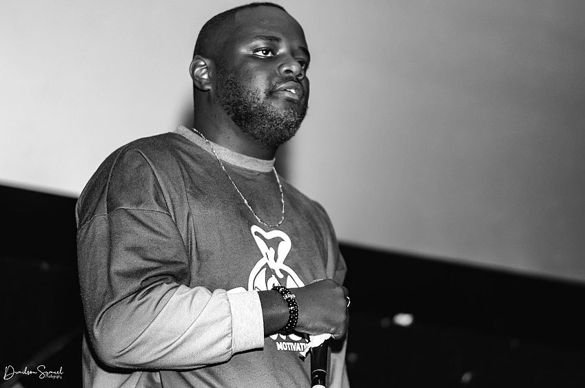 mainstream_mstm's tweet image. 🎤: @GiorgiusClassi1 
📷: @DimilsonSamuel 

#concertonostalgiamstm #mstm2k22