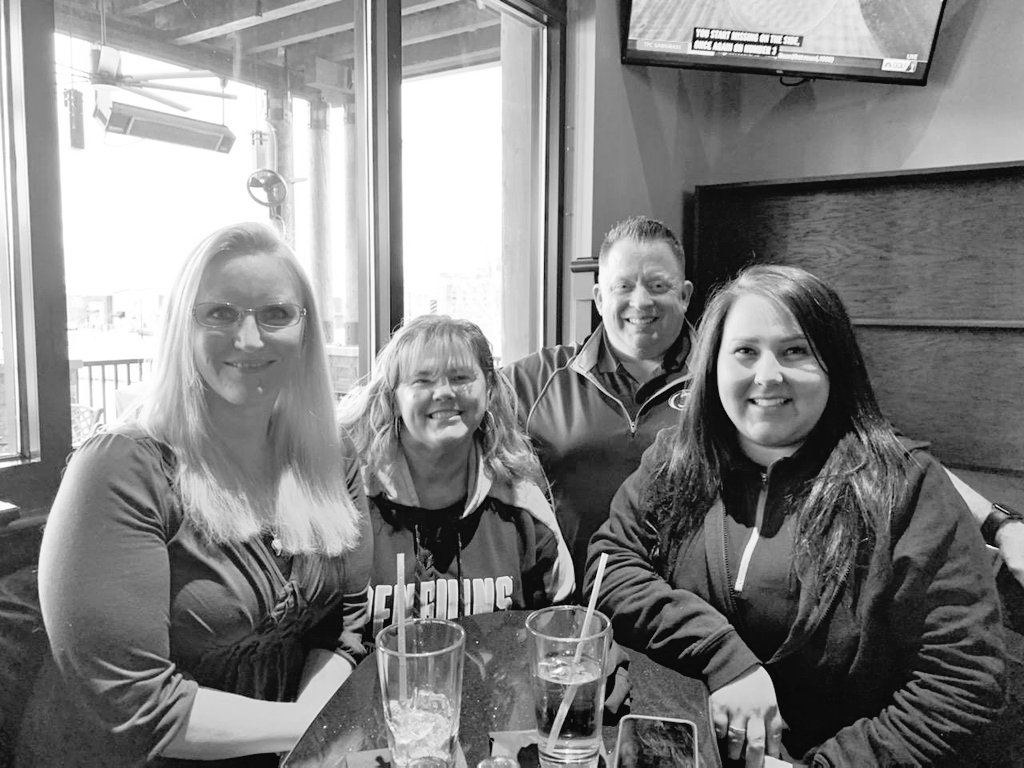 CaylaFrancis's tweet photo. Thank you Darren from Pella for taking us Lowe's ladies from store 3051 out to lunch to celebrate us on Women's international day. We really appreciated you, as well as Pella for thinking of us.
@BlueTeam_R21 @kplowery6b 
@mike_sturtz 
@AlexStempovschi 
@HR_KristenS https://t.co/A1Ddd4HHjl