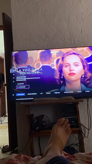 Ahora resulta!!! Ja, ja, ja! https://t.co/vRHLOqnOC6<a href="/tag/brucebruceblinkblink"class="tags"><span>#brucebruceblinkblink</span></a>