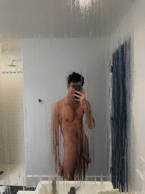 Feeling fresh! Feeling clean! 🧼 https://t.co/U7w8SWud7z