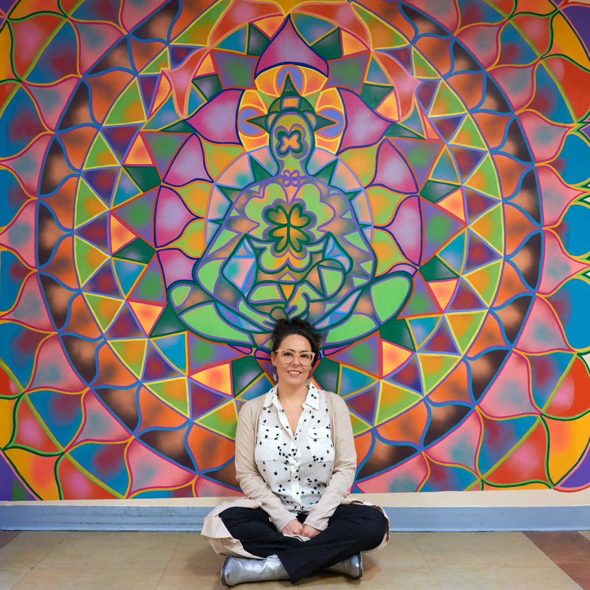 NYCulture's tweet photo. In celebration of #InternationalWomensDay, artist Arantxa X. Rodríguez unveiled “Blooming Blossoms,” a vibrant hand-painted mural for the OBGYN ward at Lincoln Medical Center in the Bronx. The mural was made possible by a grant Rodríguez received through the #CityArtistCorps. https://t.co/wSPM8pWU7s