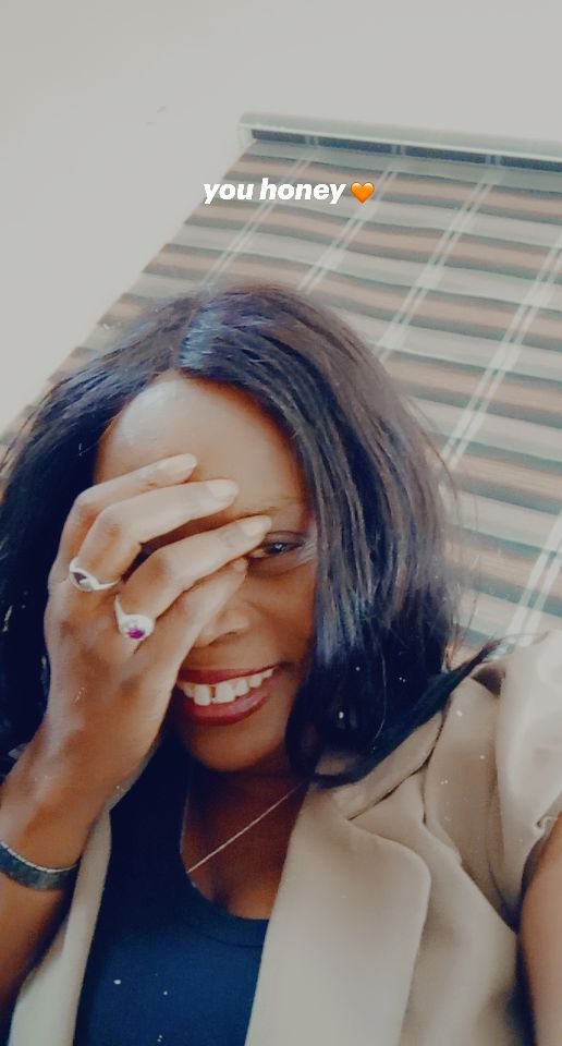 vashirasabo's tweet photo. Be that strong woman who is enjoying being a woman.
Happy Women's Day!
#8thMarch
#BreakingTheBias
#Leadtots
#YLN https://t.co/KQdeZzX6w6