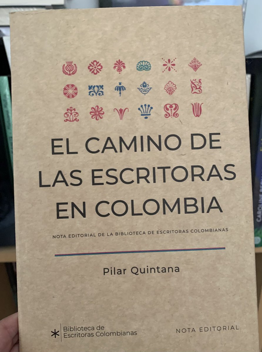 Radiandoando's tweet photo. Hoy se lanzó BEC “Biblioteca de Escritoras Colombianas”, un proyecto liderado por muchas mujeres de Colombia. Feliz de haber puesto mi voz en el video de presentación 🎤. 
¡Gracias @pili_quintana @BibliotecaNalCo @mincultura ! 
A leer a las autoras de nuestro país 🇨🇴 https://t.co/abAn774AUS
