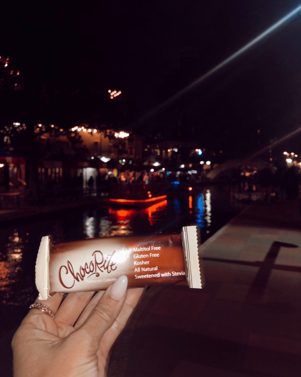 A snack and a stroll in San Antonio, brought to you by ChocoRite!

#sanantonio #ketofriendly #lowcarbtreat #sugarfreechocolate