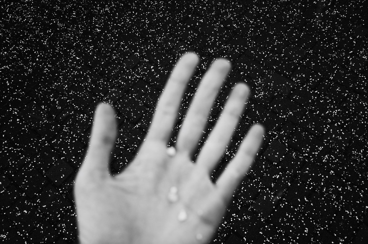 Day 13. Today was snow grains. Beautiful! I don’t really like winter. Spring and summer have always been the most productive for me. But the feeling of something melting on your hand, of something changing in your everyday life, reminds you that we’re still alive.