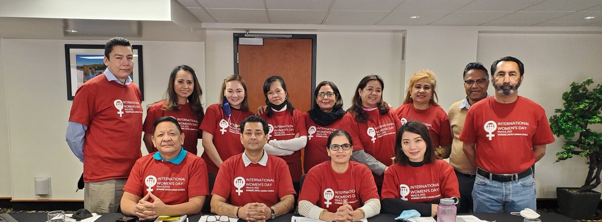 WorkersUnitedCA's tweet photo. What a way to celebrate #InternationalWomensDay! A mainly women workforce, Canada Goose Winnipeg Workers are currently negotiating their first collective agreement, fighting for 1500+ powerful women and men in the garment manufacturing industry!✊💪 https://t.co/Rw8YCANq5K