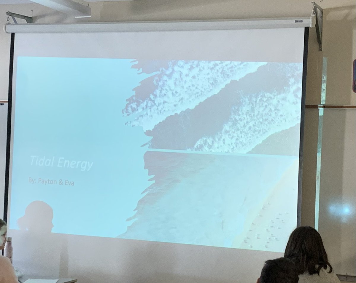 Kim Moore tweet media