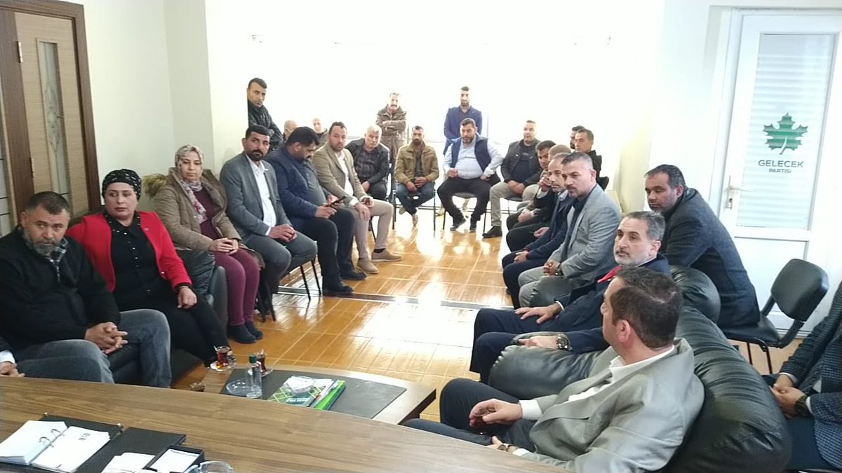 mustafa_ovale's tweet photo. Genel merkezimizden bizleri ziyaretleriyle onurlandıran Genel başkan yardımcımız Teşkilattan sorumlu Başkanımız Sn.Selim TEMURCİ  bey Yardımcıları Sn. Can CANKESEN ve Bölge koordinatörümüz Sn. Veysi AKAY beylere şahsım ve teşkilatımız adına teşekkür ederiz https://t.co/ynPBJHMQ2e
