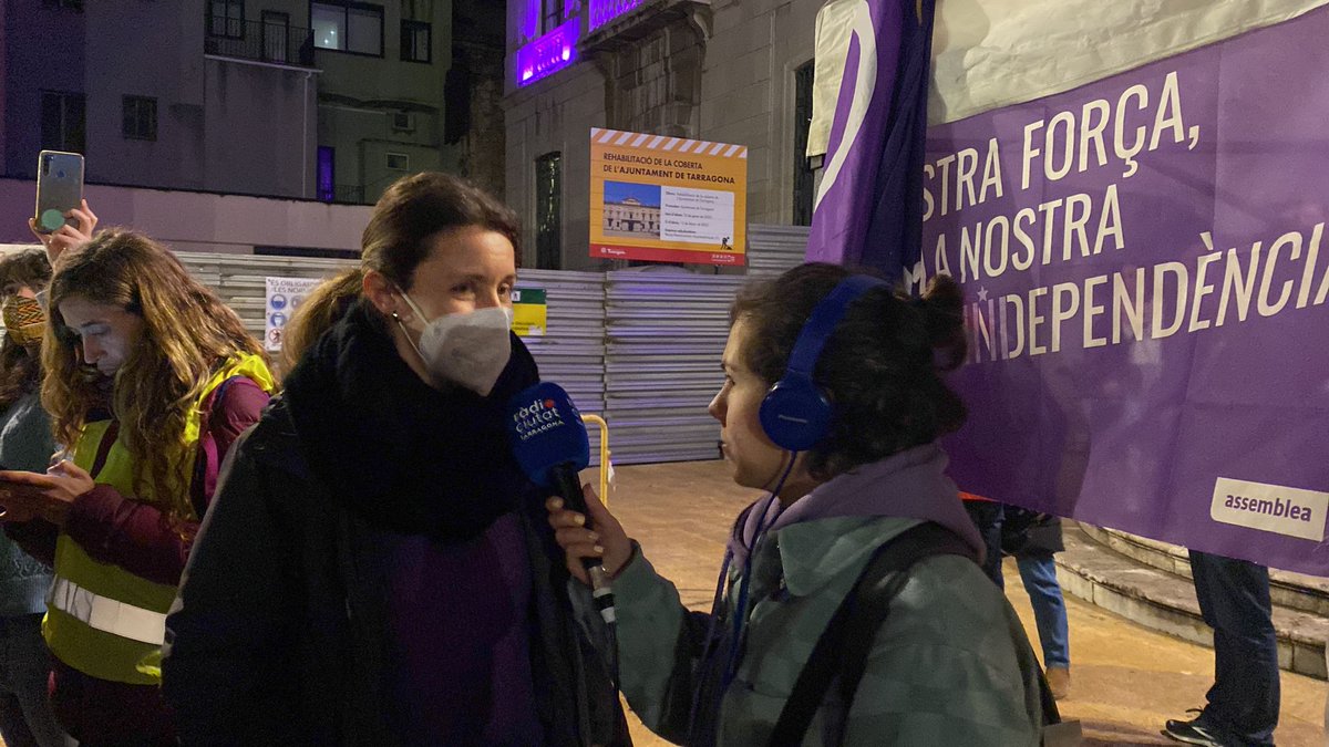 #8M #DiadelaDona #Especial8M 

💜 Parlem amb <a href="/CarlaAguilarC/">Carla Aguilar-Cunill</a>, portaveu de <a href="/encomupodemtgn/">En Comú Podem Tarragona</a> després de la lectura del manifest unitàri de <a href="/Plataforma8M/">Plataforma Feminista del Camp</a> amb <a href="/laura_rovira/">Laura Rovira</a> 

📻 Escolta-ho en directe: rctgn.cat
🕗 Fes el seguiment minut a minut: rctgn.cat/peces-informat…