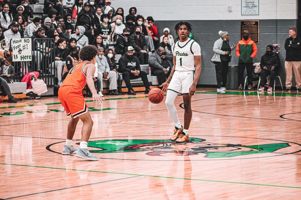 CoachThames33's tweet photo. Congratulations to Ronnell Johnson Jr. for making the Class 6 District 3 All-District Team and 2nd Team All-Suburban Conference Red Division. @PattonvilleAD @ChampJohnson0 https://t.co/U8j8jJKAfs