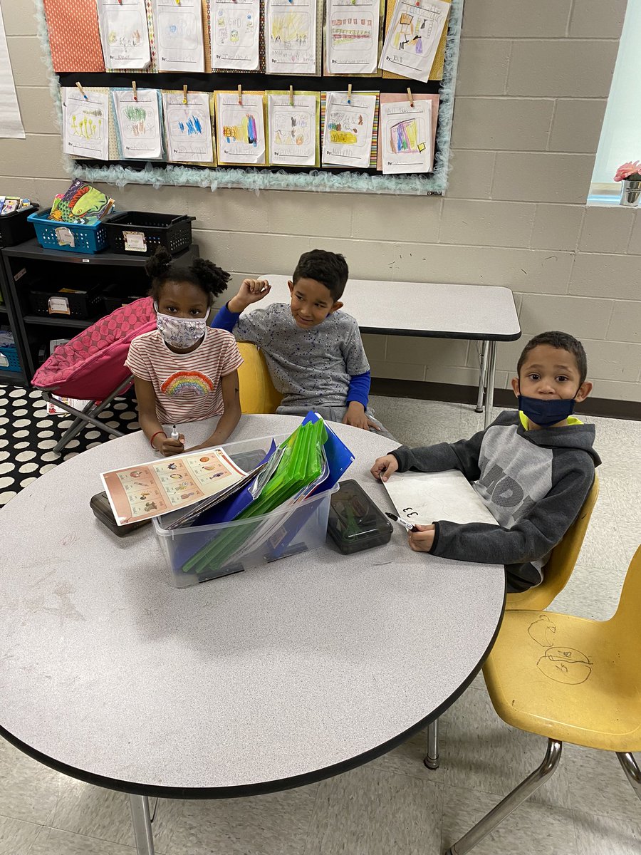 Mrs. Donnelly tweet media