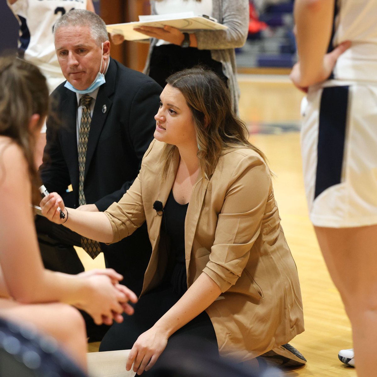 SUNYGeneseo's tweet image. Happy #InternationalWomensDay! 🥳👏 From athletics to the arts to groundbreaking research, we have remarkable women faculty, staff, leadership, students, and alumni who continue to transform our college and the world around them.