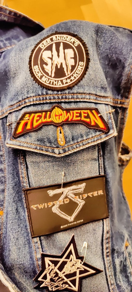 Frid666's tweet photo. @deesnider finally found my long smf patch! 
It was the first patch on my battlewest!
I've been wanting to honor you with the first patch on my west! https://t.co/SGeT5zD3EM