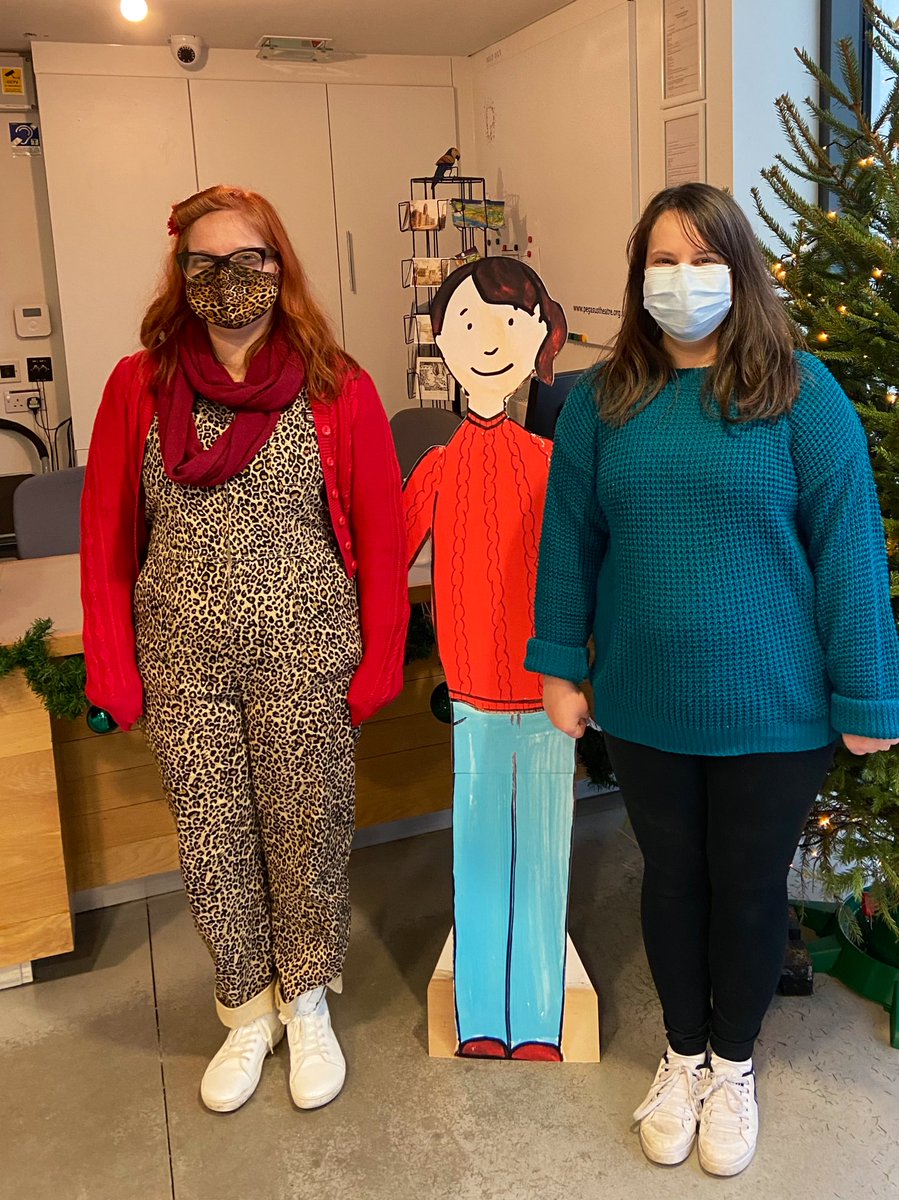 Happy International Women’s Day from the Filskit Ladies <a href="/Sarah_Filskit/">Sarah Shephard</a> <a href="/CooCostigan/">Katy Costigan</a> &amp; <a href="/Dyson4Tea/">Victoria Dyson</a> ❤️
Huge shoutout to all the fab ones in this industry - all the stage managers, technicians, writers, actors, producers, dramaturgs, designers, illustrators etc etc etc. 💪 ❤️#IWD2022