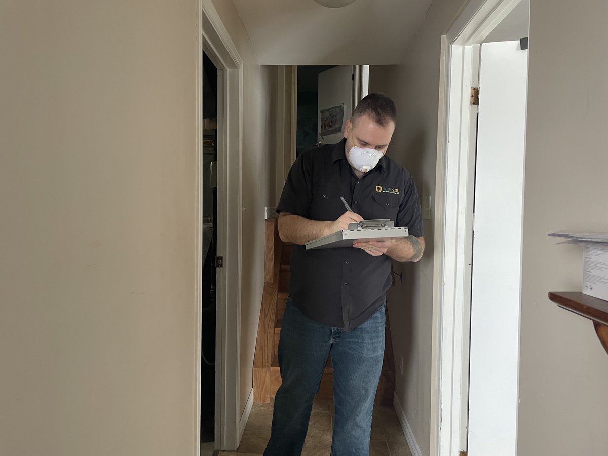 HomesolBuilding's tweet photo. Our Assistant Regional Manager, Dave Hope, conducting an Energy Evaluation in Southern Ontario!
#EnergyStar #HomesolBuildingSolutions #EnerGuide #EnergyAdvisors #Homesol #EnergyCareers https://t.co/r5d6gOnw1O