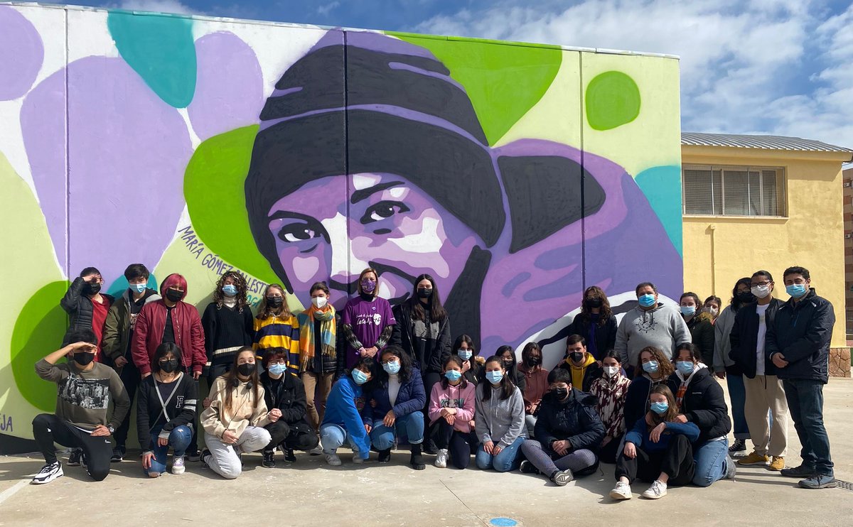 MG_Bal's tweet photo. Hoy he tenido el privilegio d poder compartir el día con ls artistas creadores junto a @rpsendra del mayor regalo que he podido tener en mi trayectoria profesional

Encuentro de Ciencia🔬 Arte🎨 Educación👩‍🏫 Igualdad💜
Mil gracias @IES_Ibanez y enhorabuena por estas iniciativas👏 https://t.co/HgQUHQYlhQ