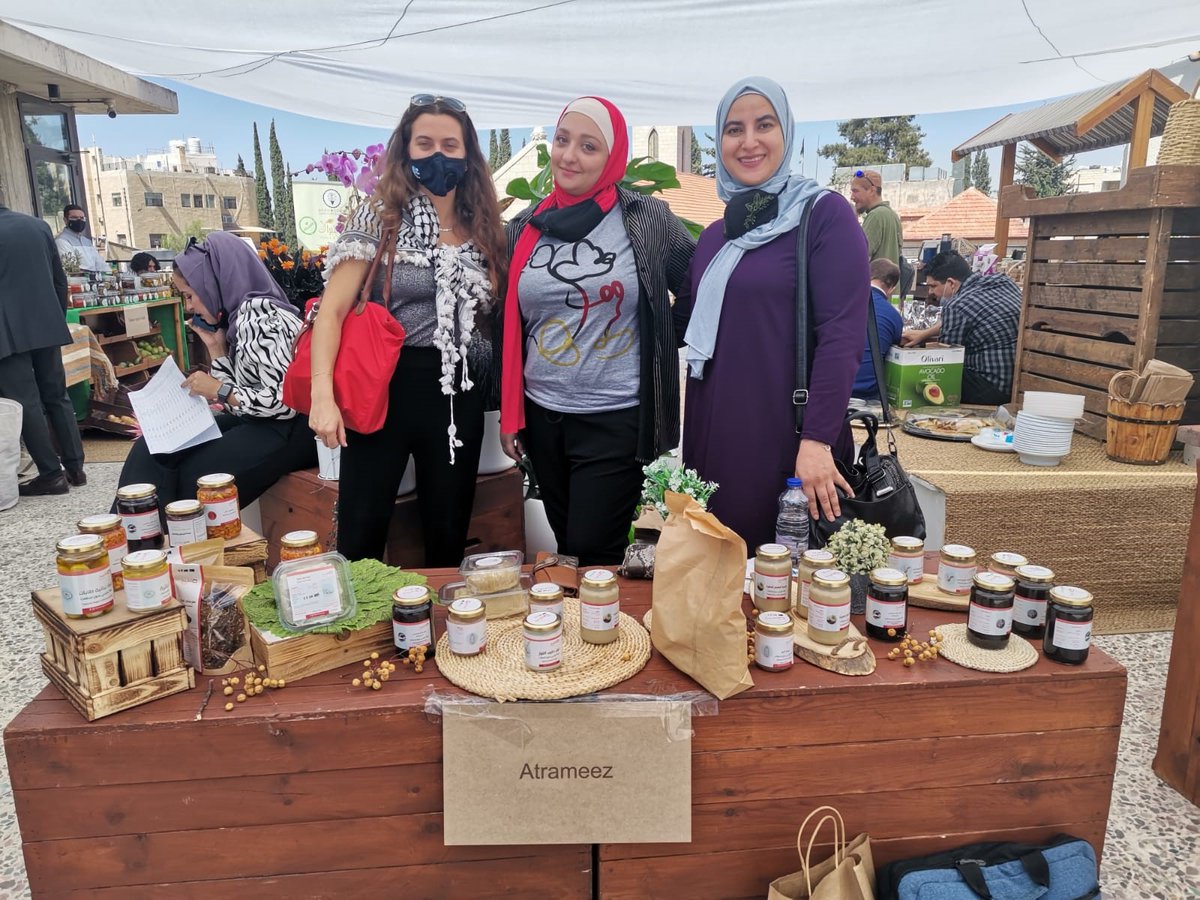 CBIE_BCEI's tweet photo. Today we are celebrating achievements our #LEAPJordan female students and female entrepreneurs. Empowered women empower women! https://t.co/2osZNYdofh 

#IWD2022 @mySTARTUPorg #INJAZ @CanEmbJordan https://t.co/fOn22fmSKW