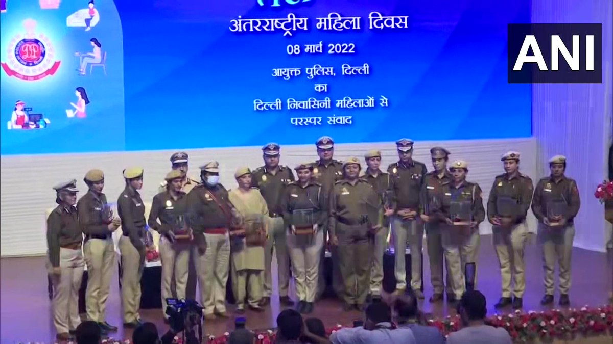 ANI's tweet photo. More initiatives are taken in Delhi Police regarding women than in any state police. In all schemes for women in Delhi Police, We keep common people together: Police Commissioner Rakesh Asthana at an event organized on the occasion of International Women's Day in Delhi (08.02) https://t.co/Jyeiu2CO07
