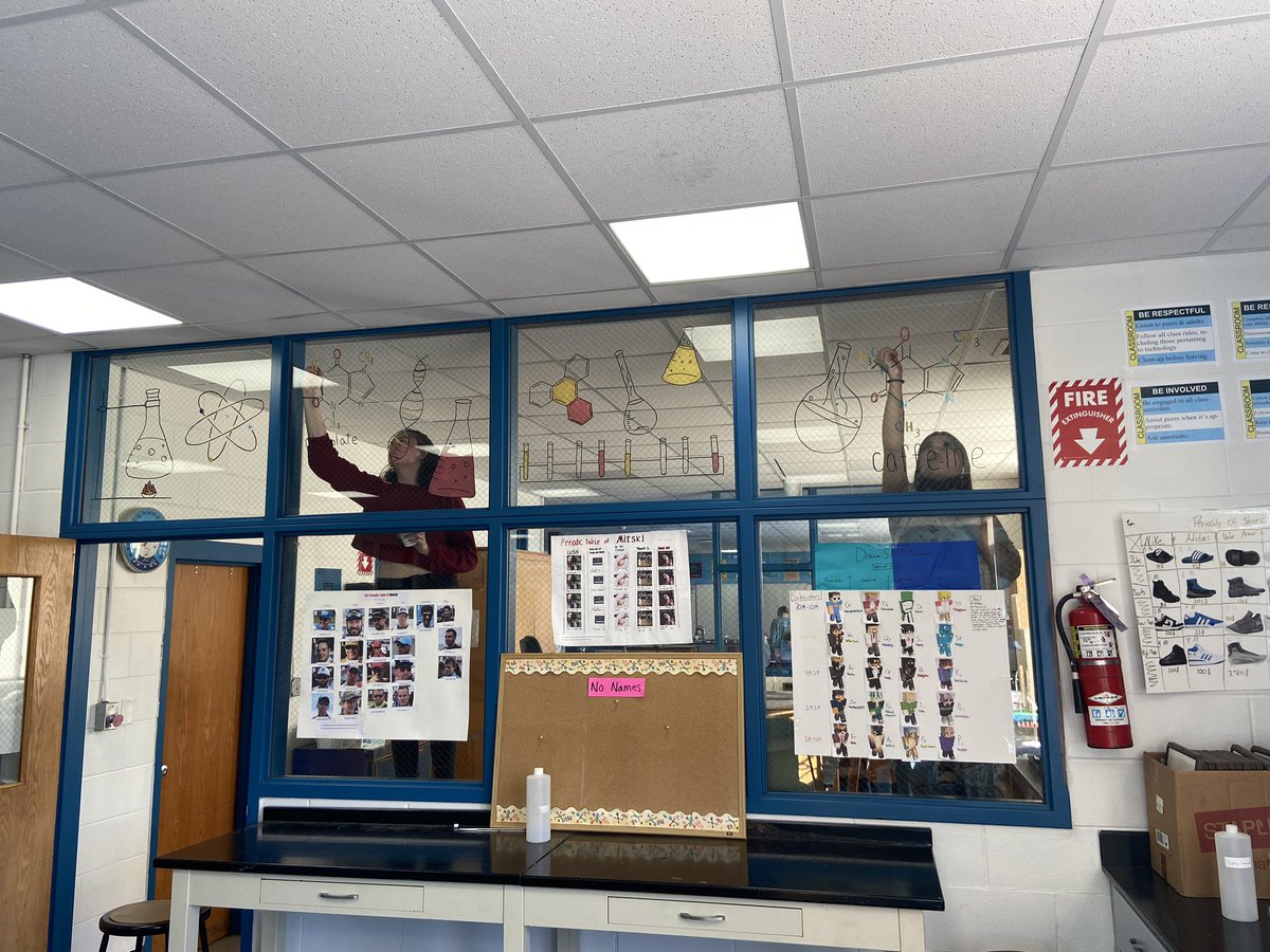 Busy NAHS kids finishing up Mrs. Ballestrini’s “spruce up” request for her classroom #craftycolonels