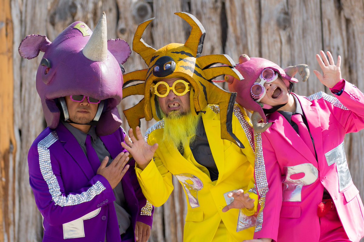 peelanderz tweet picture