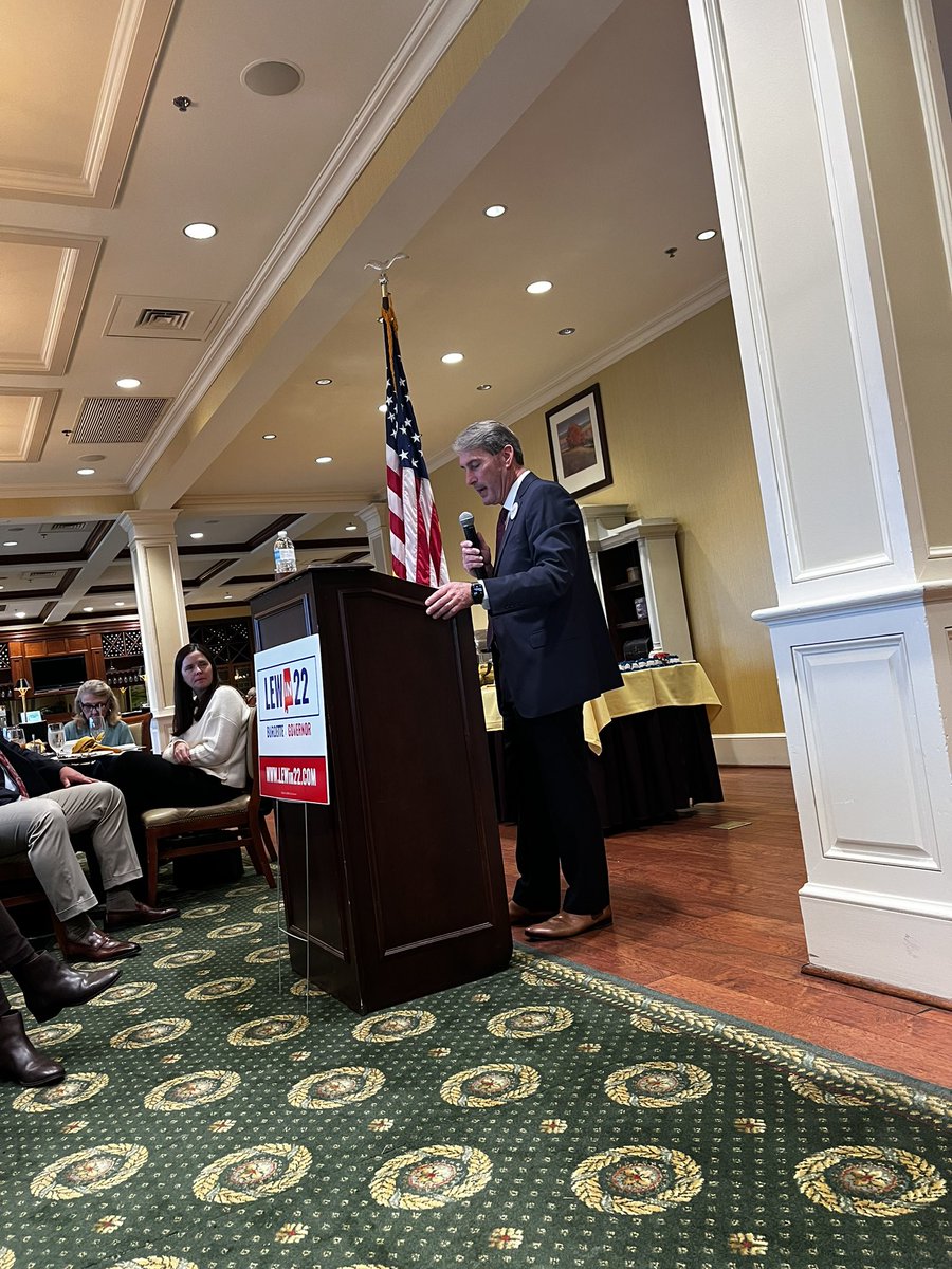VoteLEWin22's tweet photo. We had an amazing presence with the Republican Women of North Shelby County! I was thrilled to have the opportunity to share my vision with this incredible group. More to come! #VoteLEWin22 https://t.co/rl2OUU6Tvf