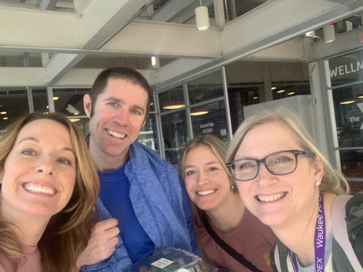 APEXBioResearch's tweet photo. This team @WaukeeAPEX  found a world record of 44 landmarks in the Des Moines skywalk scavenger hunt in one hour! Way to go! #skywalkchallenge #teambuilding https://t.co/bCpoozzgsU