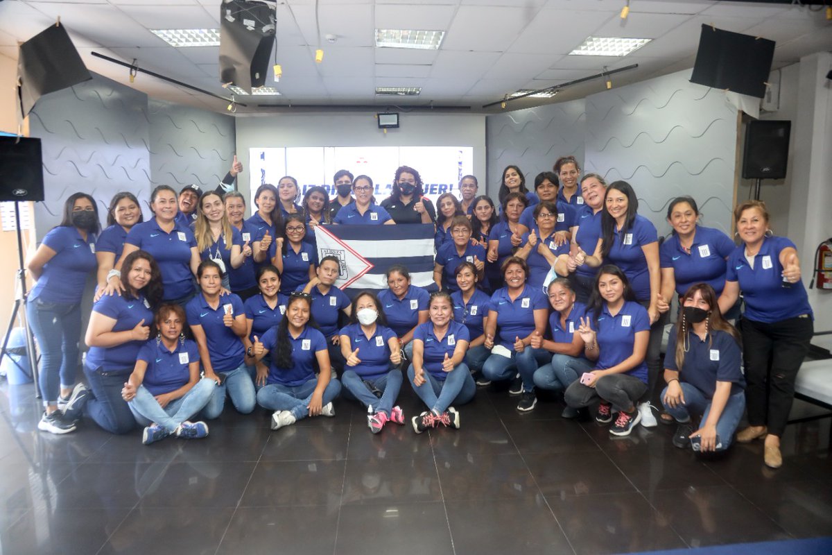 Gracias Alianza Lima por tan bonito gesto hoy 💙
#8M #Diadelamujer2022