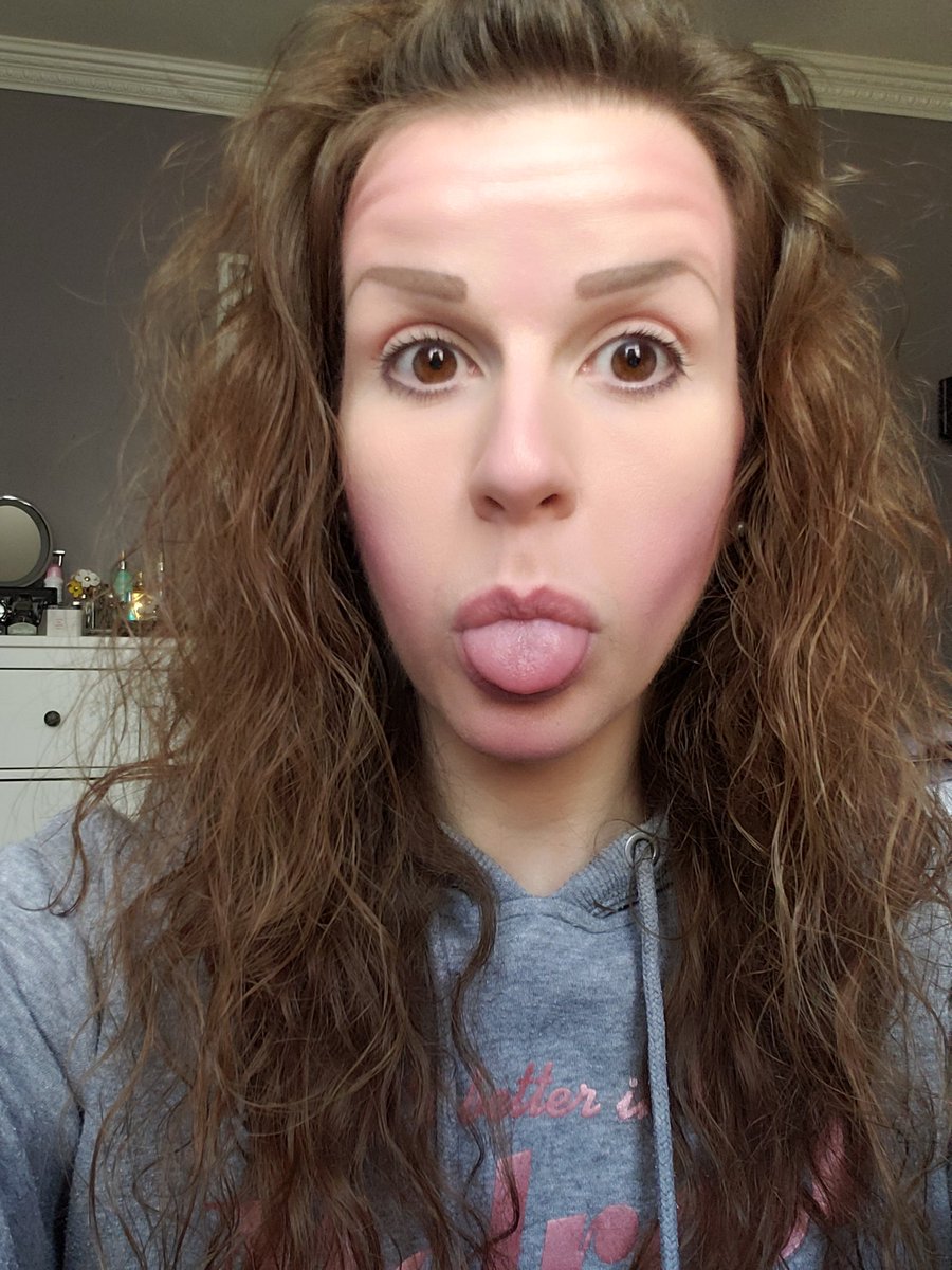 sarap0621's tweet image. This bipolar weather is some bullshit. What happened to the 16 degrees from Sunday? #coldaf