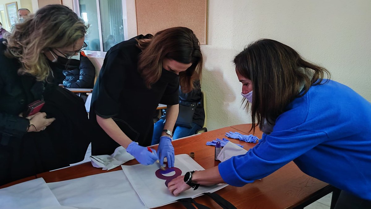 Termino esta jornada del #Diadelamujer2022 participando en la manifestación del #8M.

Antes, acudí a las actividades deportivas organizadas para conmemorar este día en #VillaDeVallecas y visité el taller organizado por el Grupo Labor en #Villaverde.