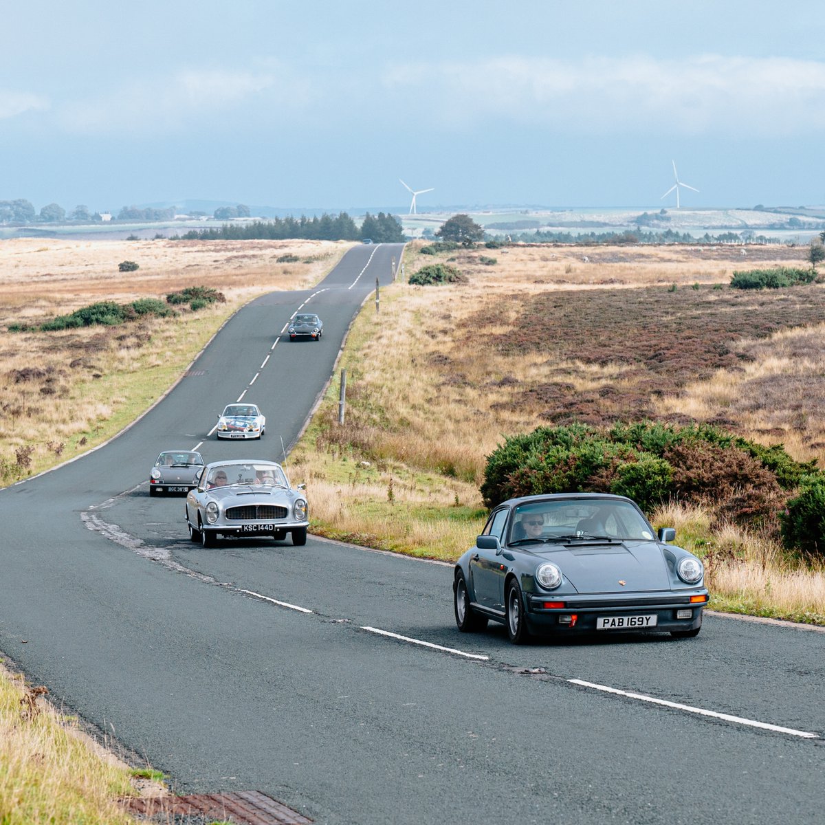 join_overdrive's tweet photo. Overdrive’s first UK #Tour of 2022 will be an exclusive 4-day #driving event at the start of July. There are just 11 spaces up for grabs. Contact alex@overdriveclub.co.uk to reserve your slot. #roadtrip 🚘
📸  @JFong8000 https://t.co/KOPlsLNG2O