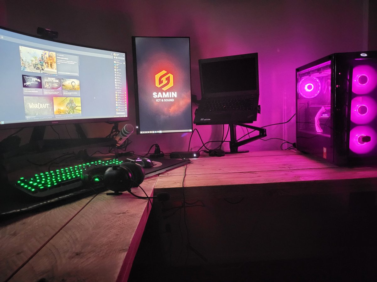 letswebdevelop's tweet image. Rate my setup🚀