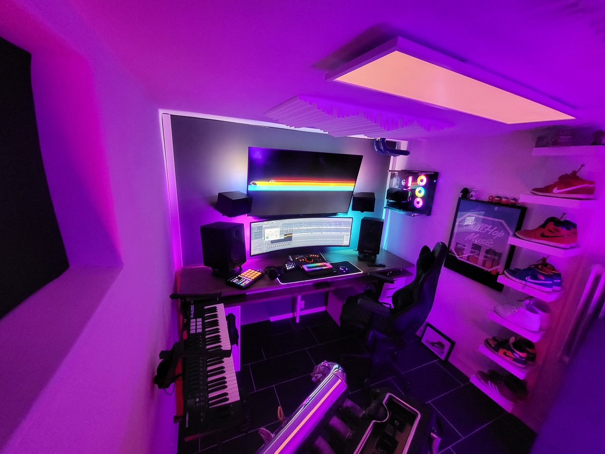 DjQuads's tweet photo. @JayzTwoCents #Jaywhatdoyouthink0322
My Basement studio setup
Cpu: Ryzen 3900x
Motherboard Asus rog x570 formula
Memory: 64gb Corsair vengeance pro 3600mhz
Gpu: Asus TUF 3080
Case: Thermaltake core P3 https://t.co/5MxIsBFQYl